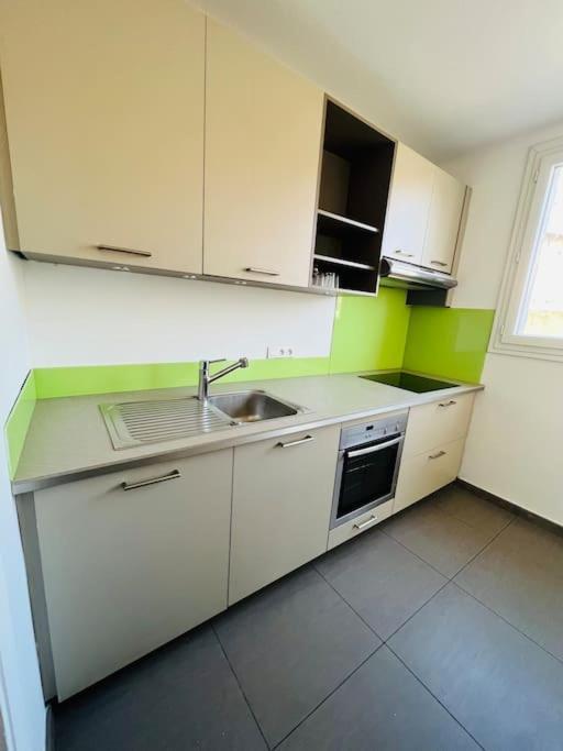 Logement A 10 Minutes A Pied De La Gare Centre Avignon Exterior foto